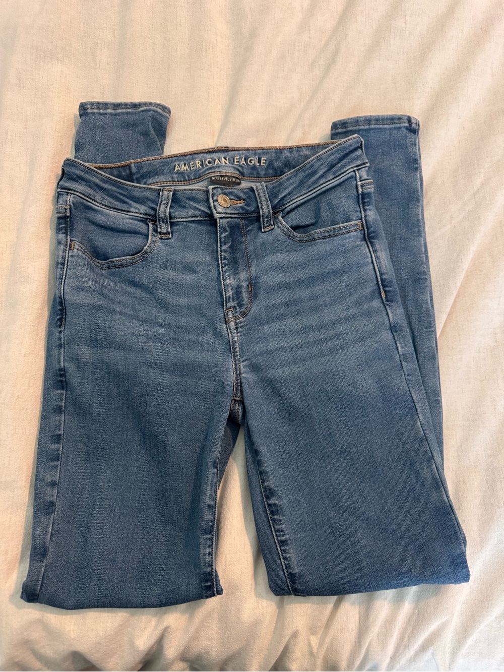 American Eagle High-Rise Jegging